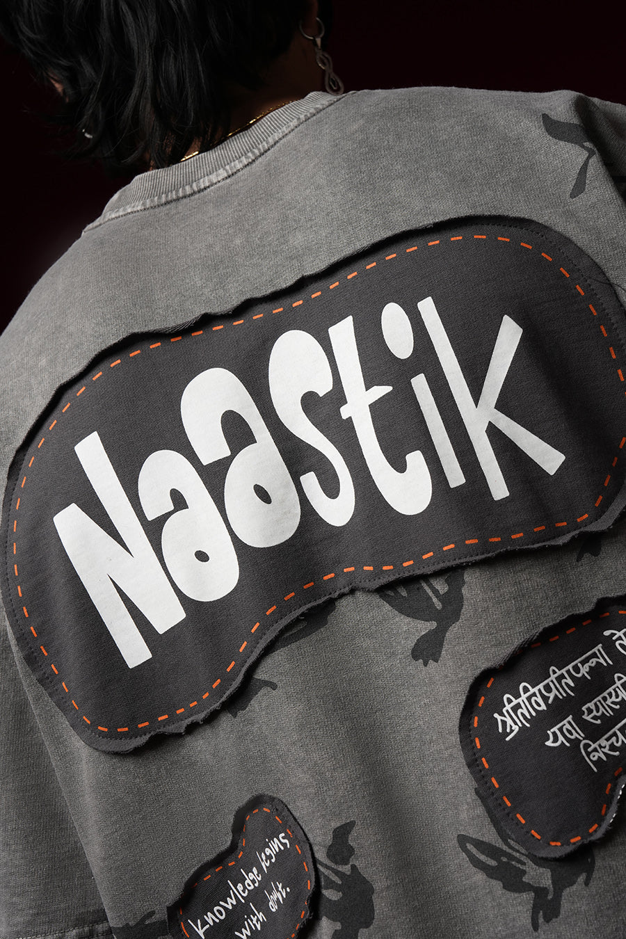 Naastik Tee